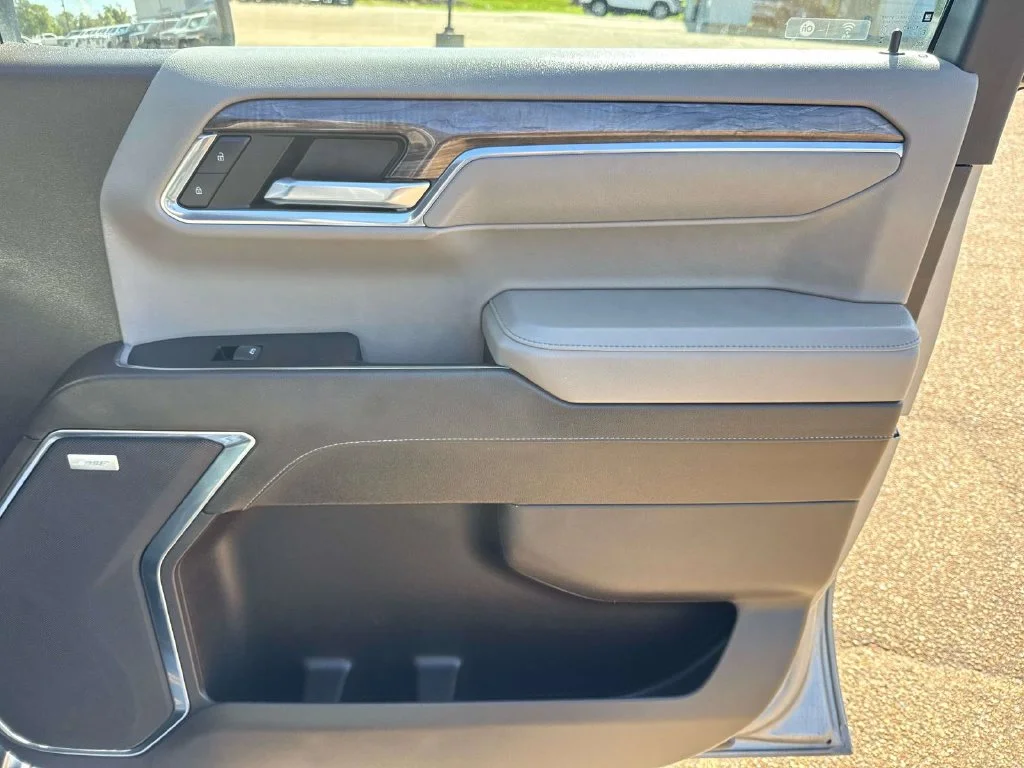 Used 2024 Gray Chevrolet LTZ image 16