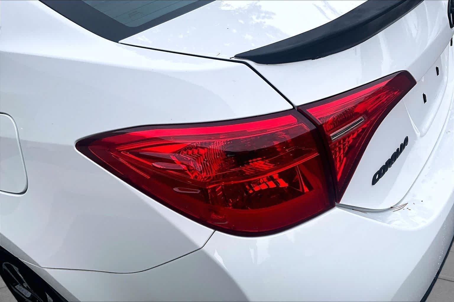 Used 2017 Super White Toyota XSE image 27