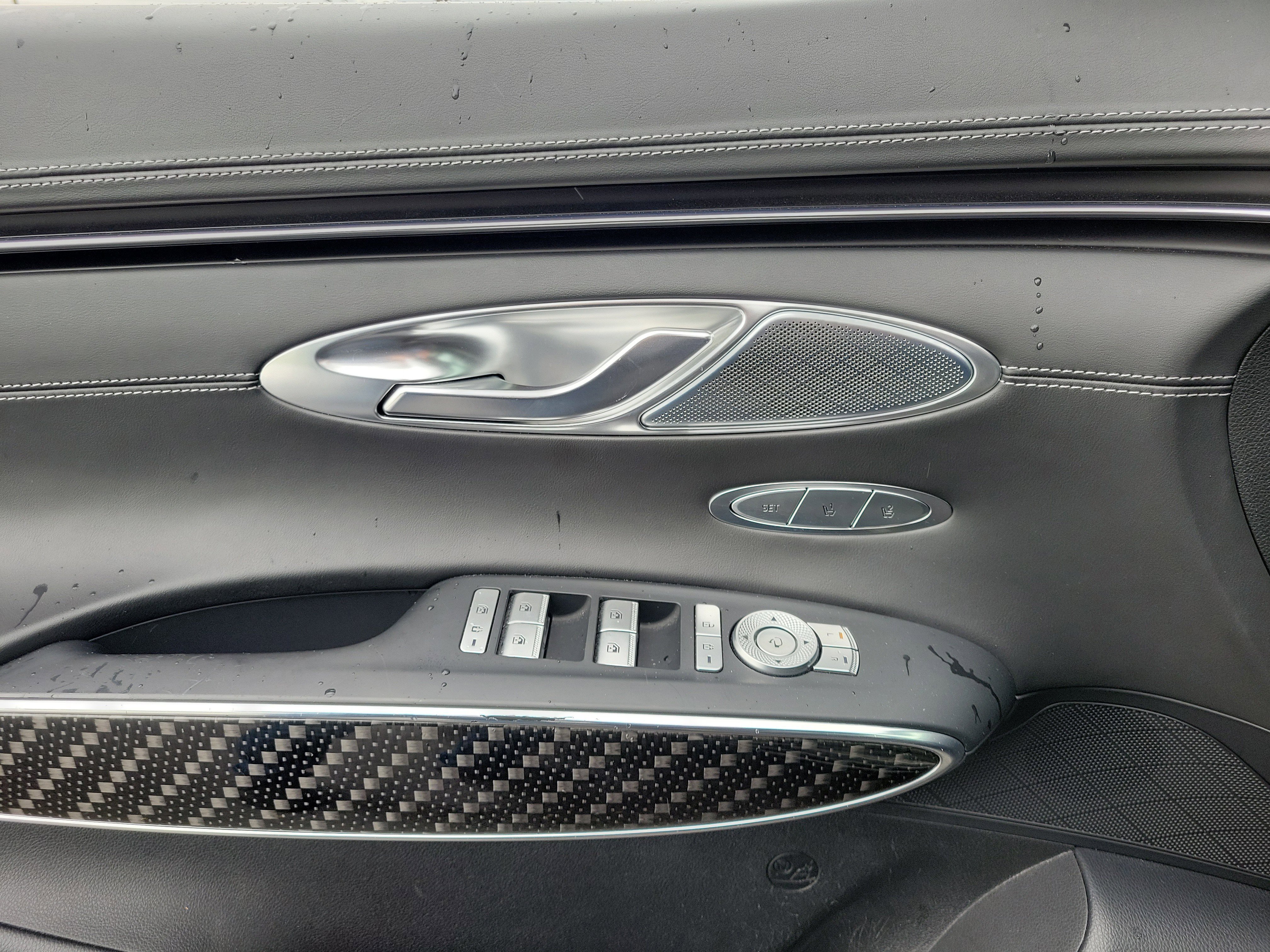 Used 2022 Vik Black Genesis 3.5T Sport image 17