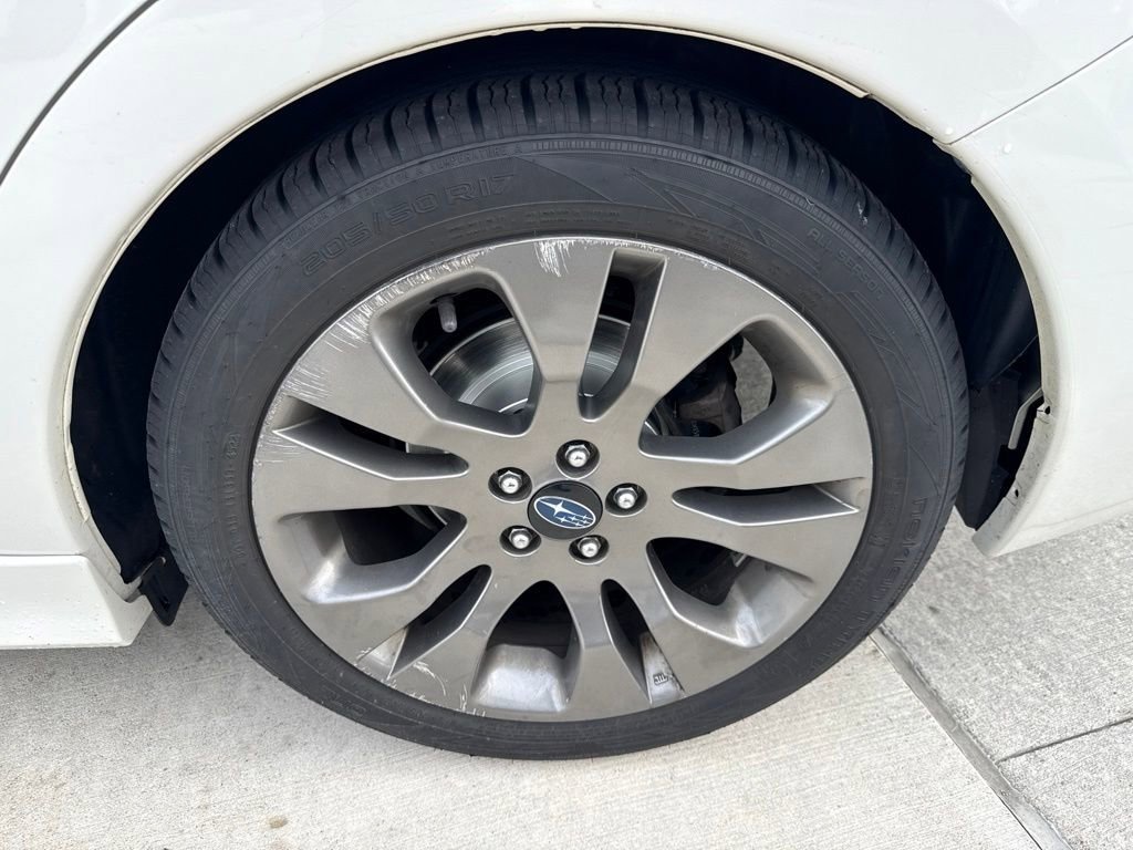 Used 2015 Crystal White Pearl Subaru 2.0i Sport Premium image 8