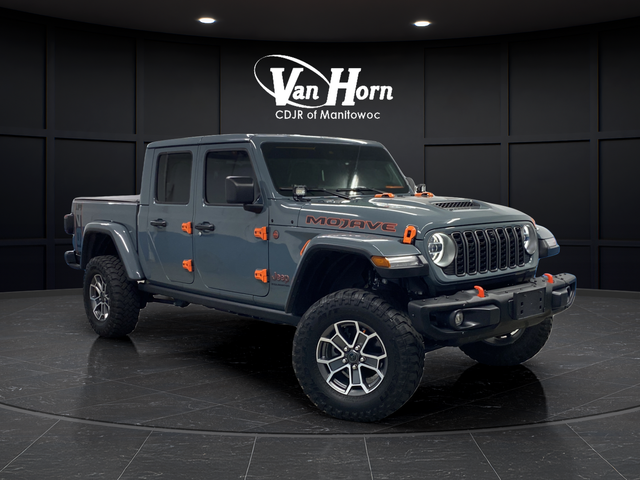 Certified Used 2025 Anvil Clearcoat Jeep Mojave image 1