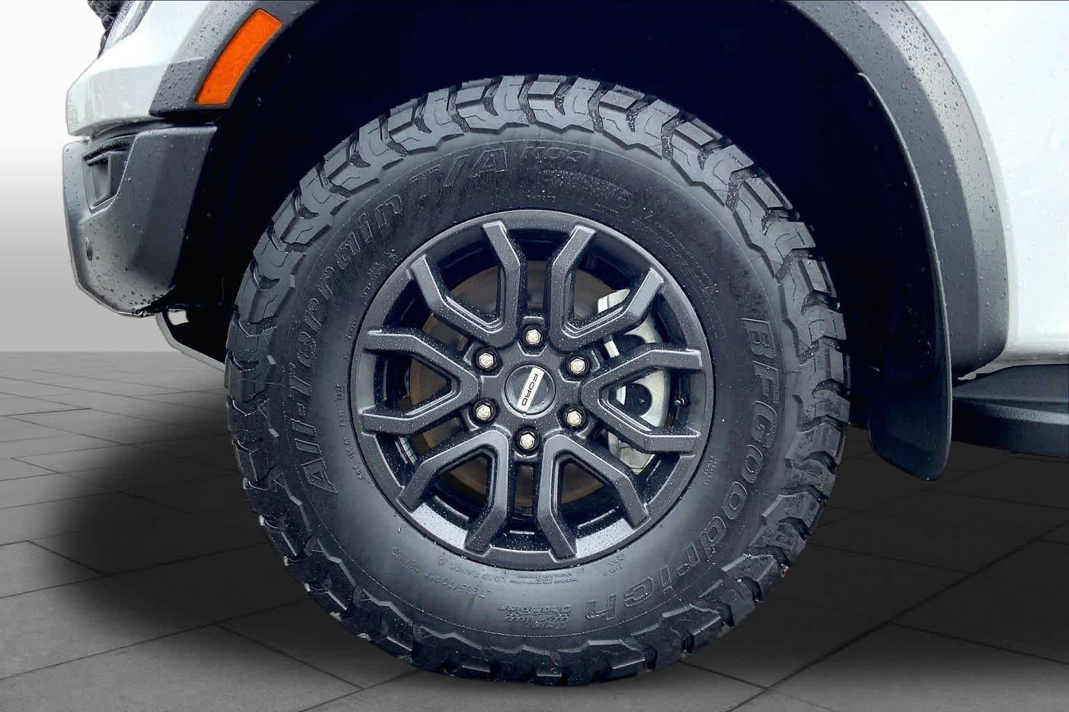 Used 2025 Oxford White Ford Raptor image 11