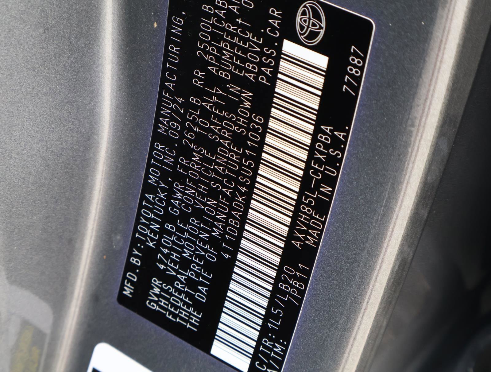 Used 2025 Heavy Metal Toyota XSE image 19