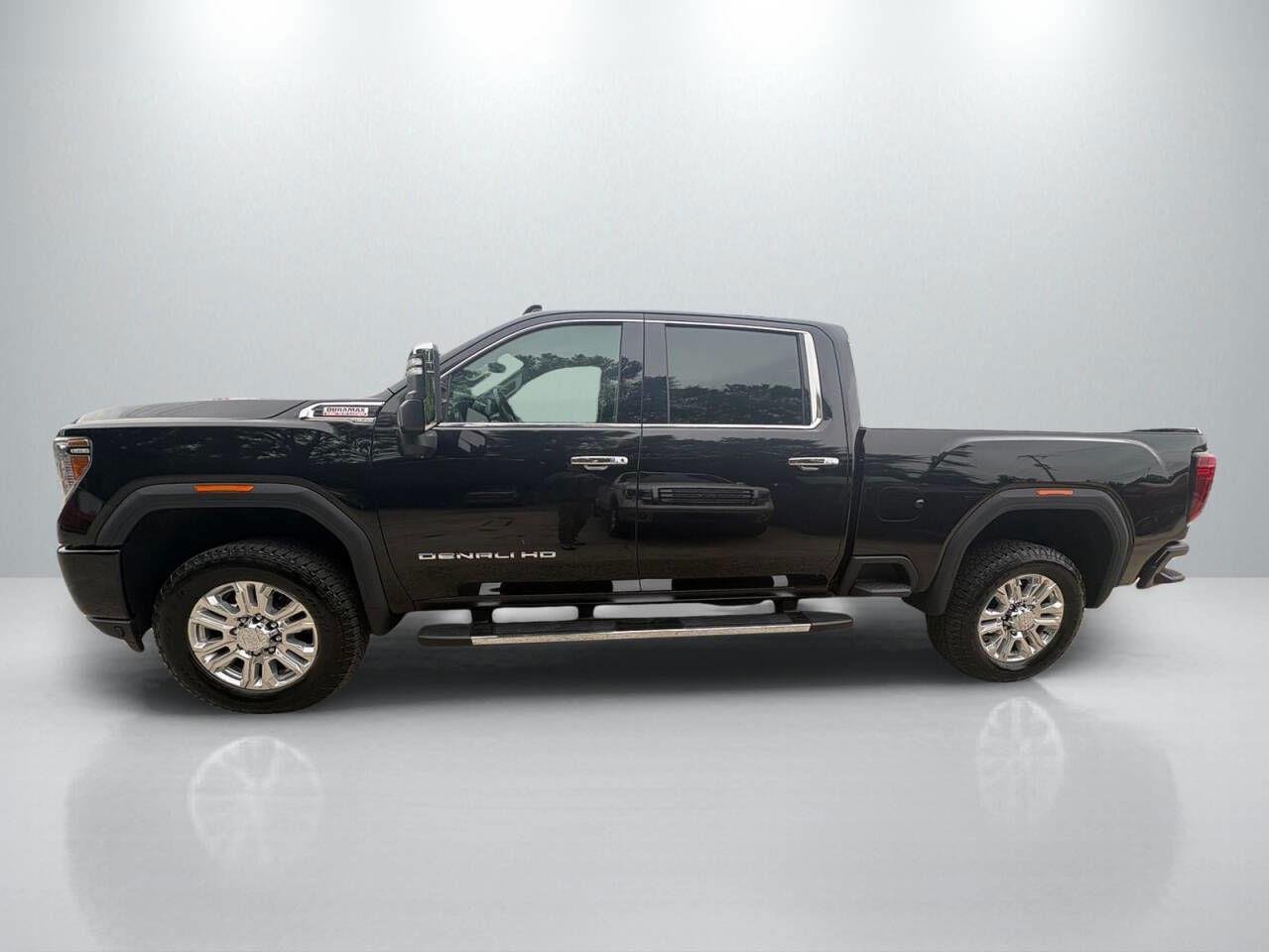 Used 2020 Onyx Black GMC Denali image 5