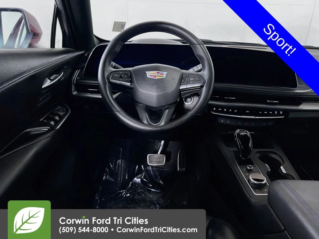 Used 2025  Cadillac Sport image 27