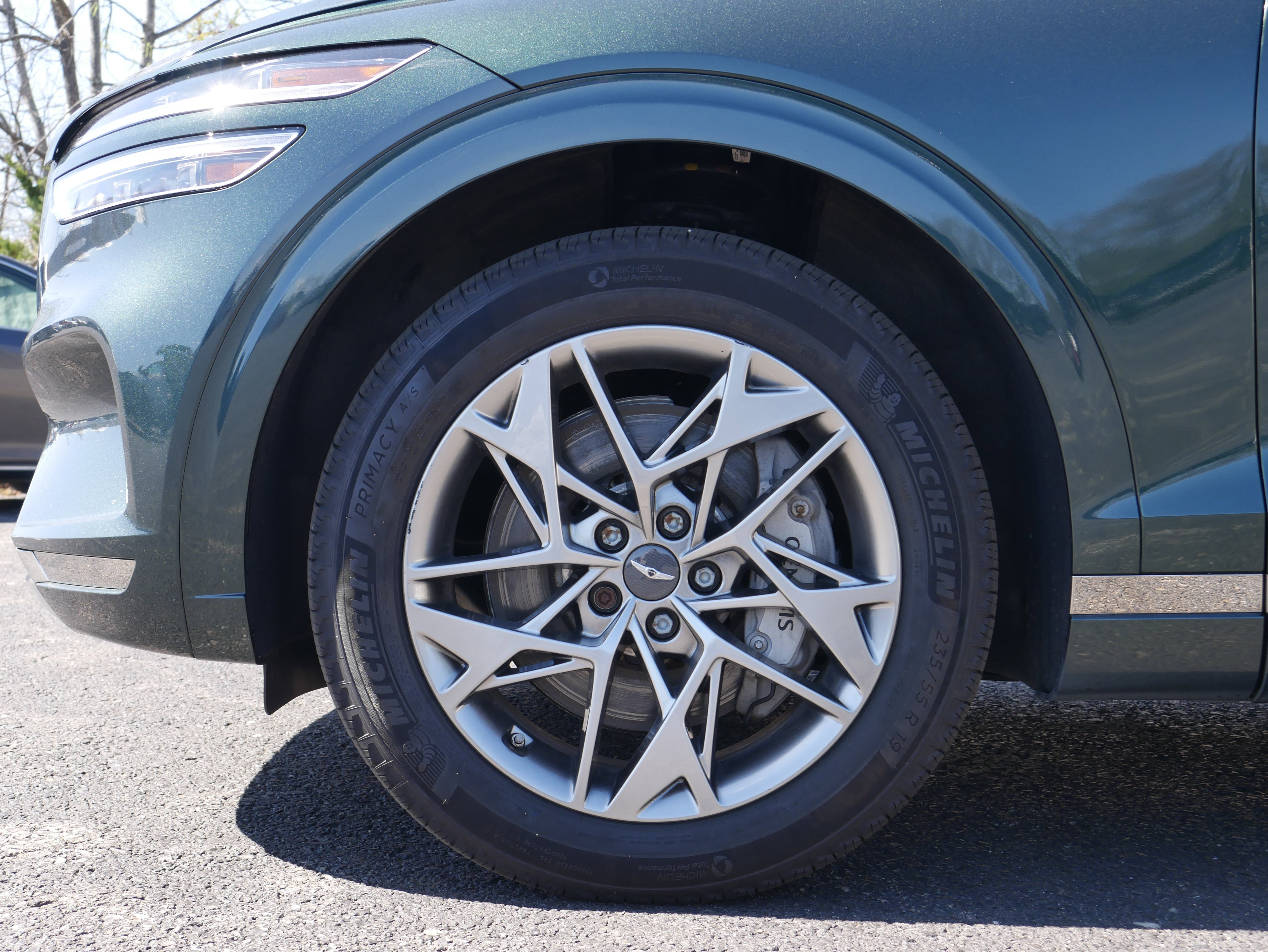 Used 2023 Green Genesis 2.5T AWD image 11