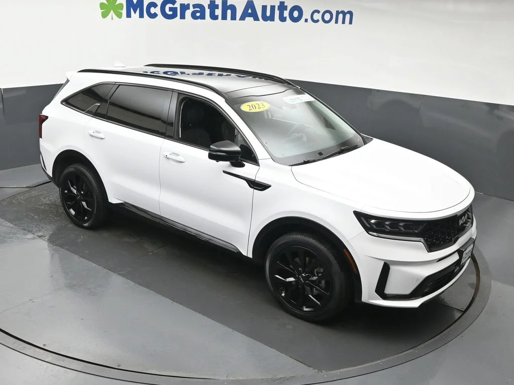 Certified Used 2023 White Kia SX-Prestige image 3