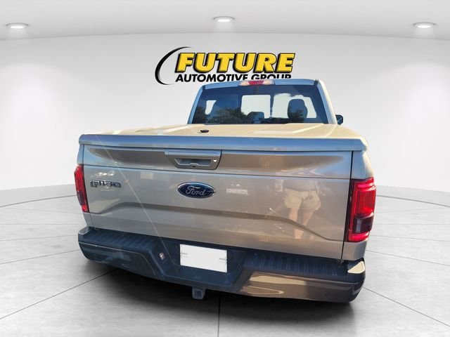 Used 2017  Ford Lariat image 4