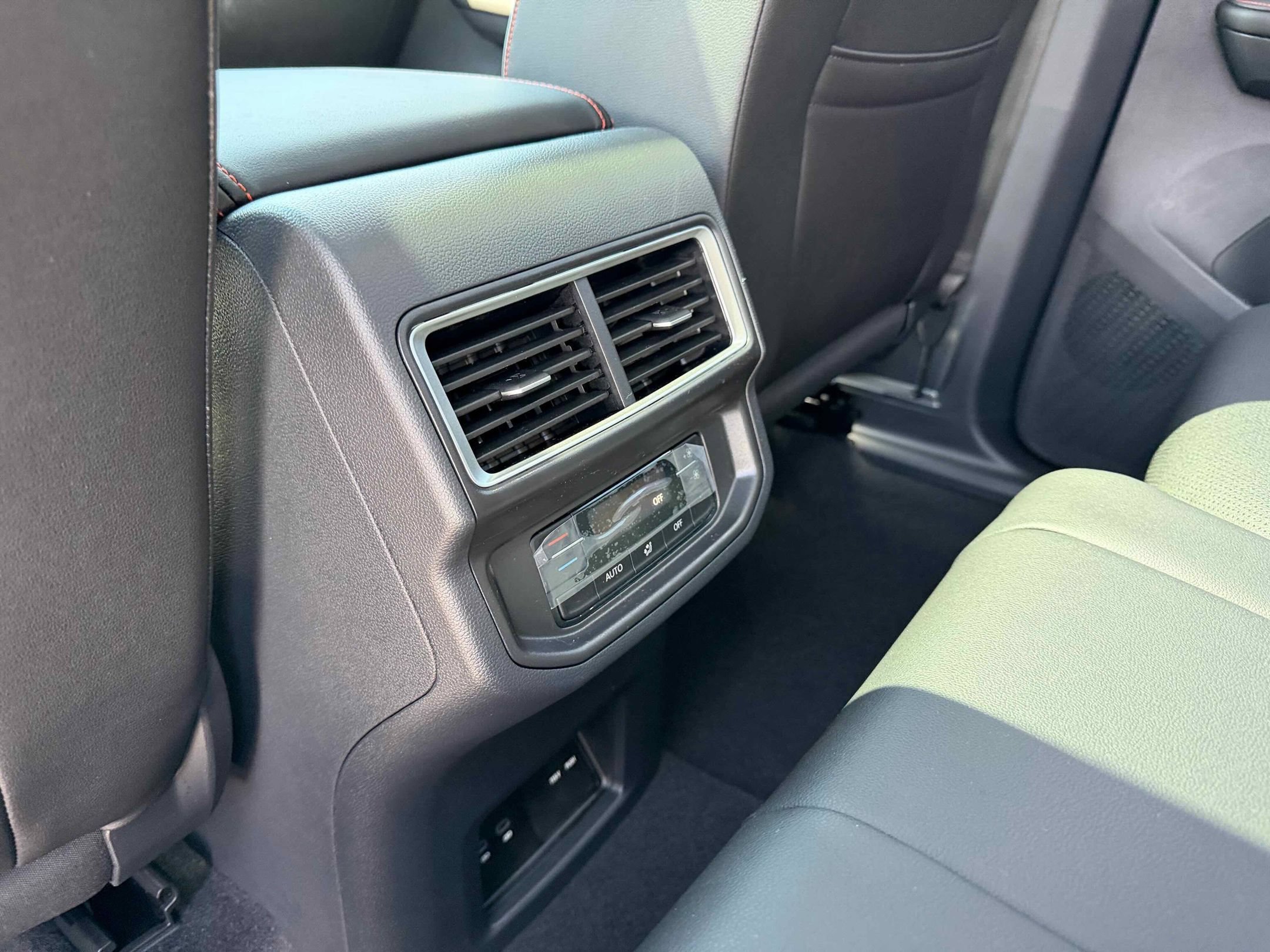 New 2026 Gray Volkswagen 2.0T Peak Edition image 30