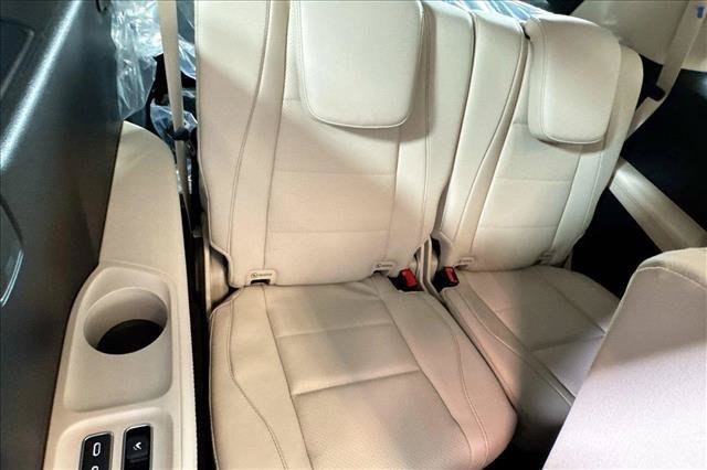 New 2026 Polar White Mercedes-Benz GLS 450 image 55