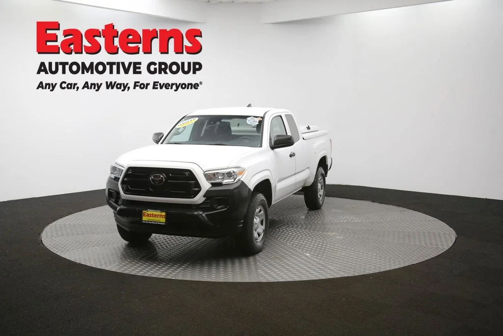 Used 2019 White Toyota SR image 52