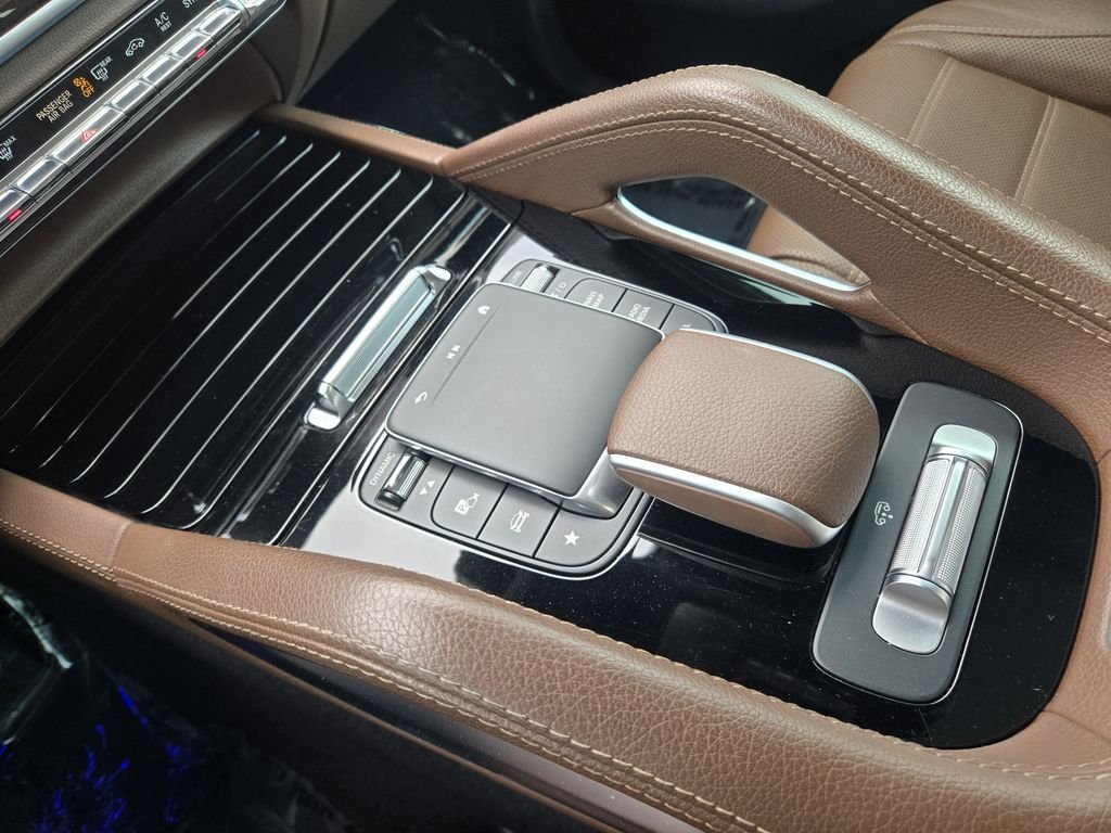 Certified Used 2024  Mercedes-Benz GLS 450 image 18