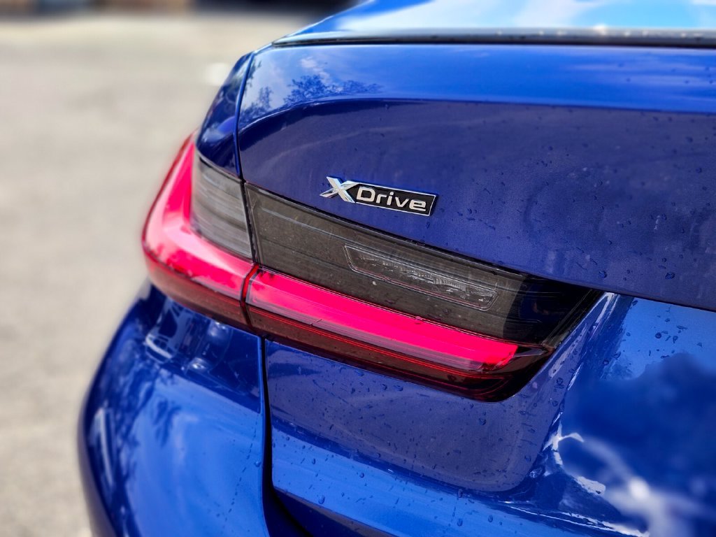 New 2026 Blue BMW 330i xDrive image 9