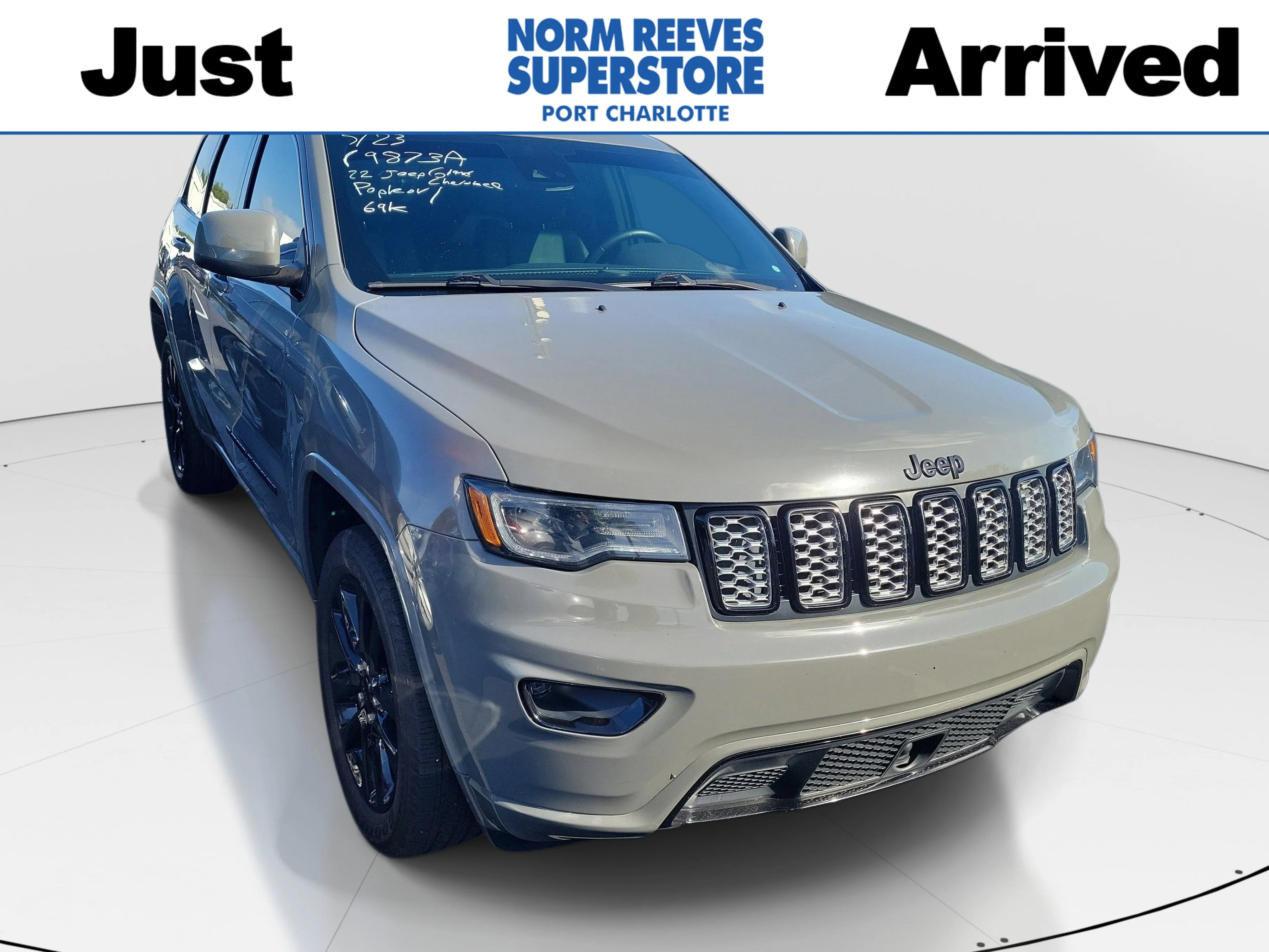 2022 Jeep Grand Cherokee Laredo X's photo