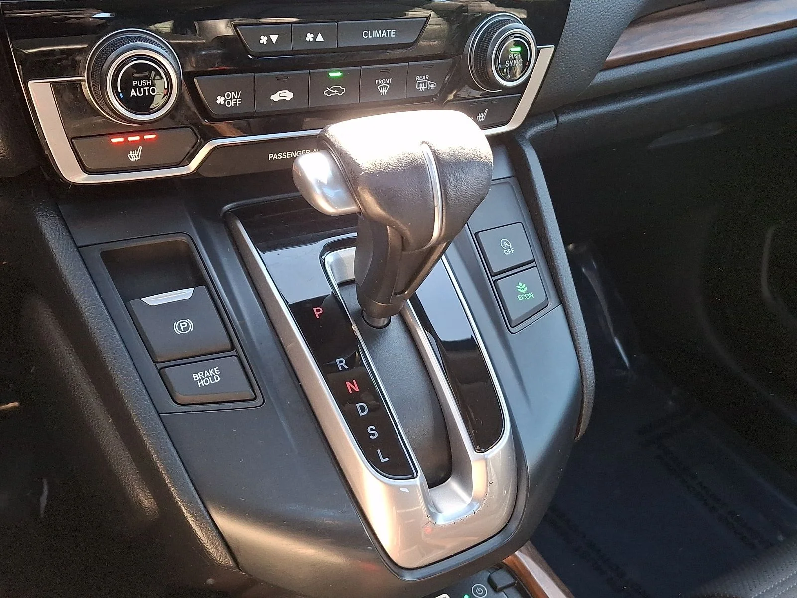 2022 Honda CR-V Touring - Photo 16