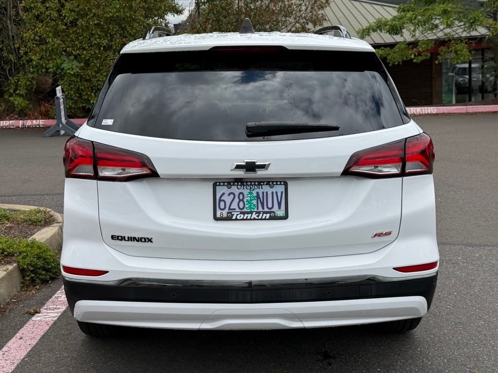 Used 2022 Summit White Chevrolet RS image 6