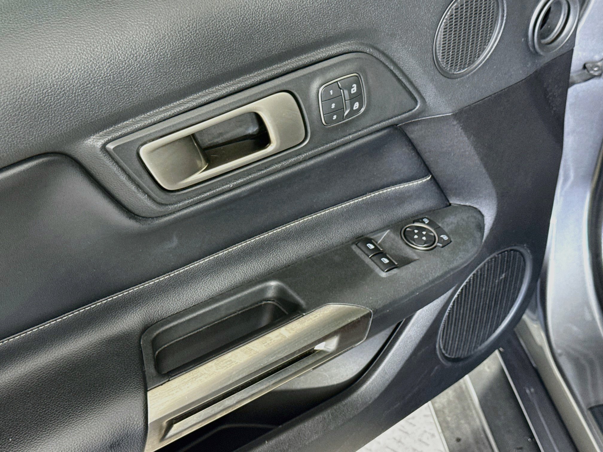 Used 2021 Carbonized Gray Metallic Ford Shelby GT500 image 21