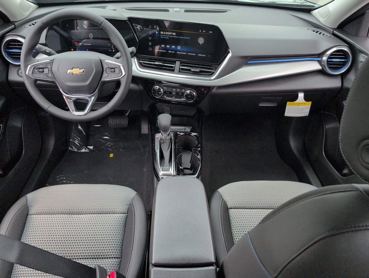 2026 Chevrolet Trax LT - Photo 19
