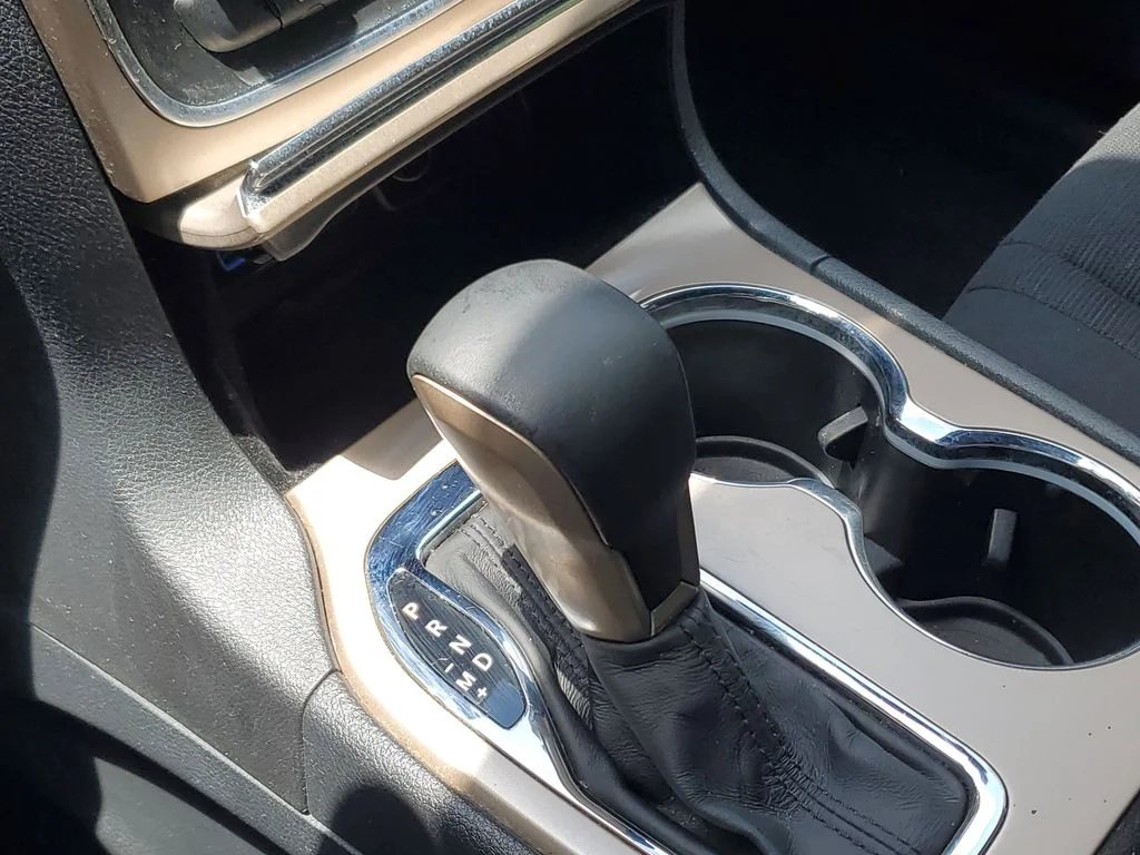 Used 2017 Gray Jeep Laredo image 28