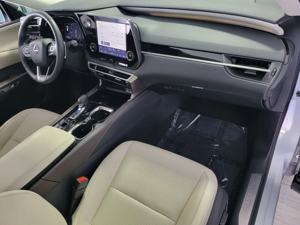 Certified Used 2023 IRIDIUM Lexus 350 image 18