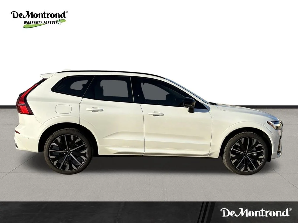 New 2026 Crystal White Volvo Ultra image 4