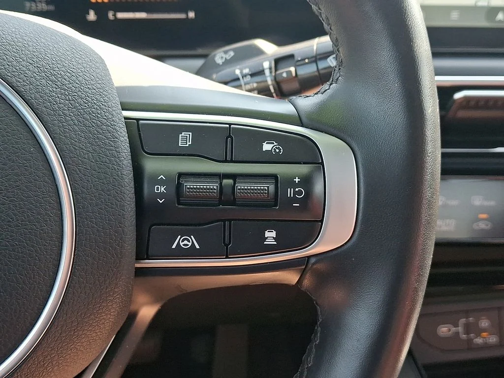 Used 2025 Black Kia GT-Line image 23
