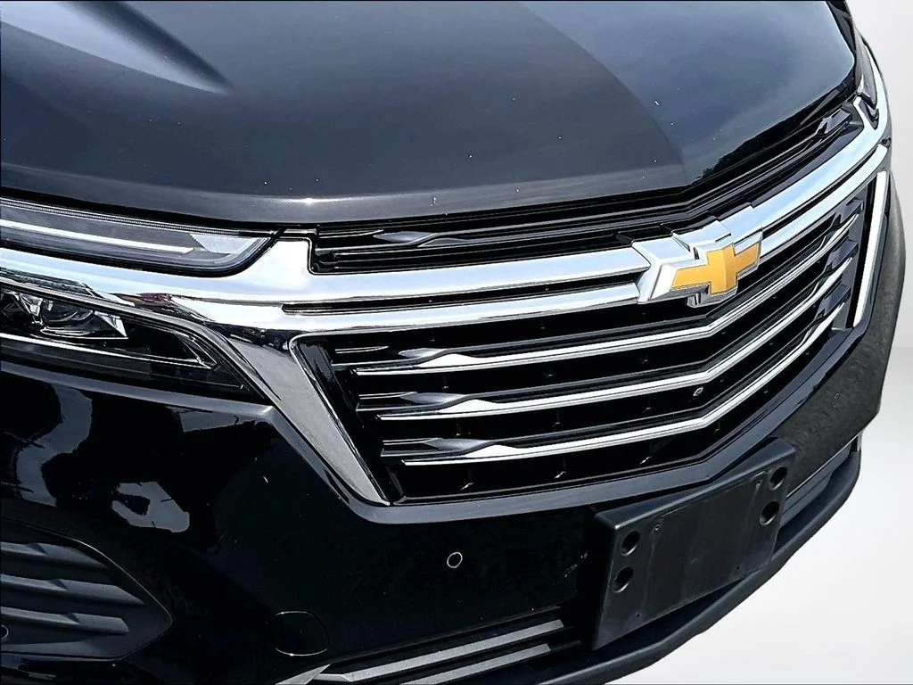 Used 2023 Black Chevrolet Premier image 28