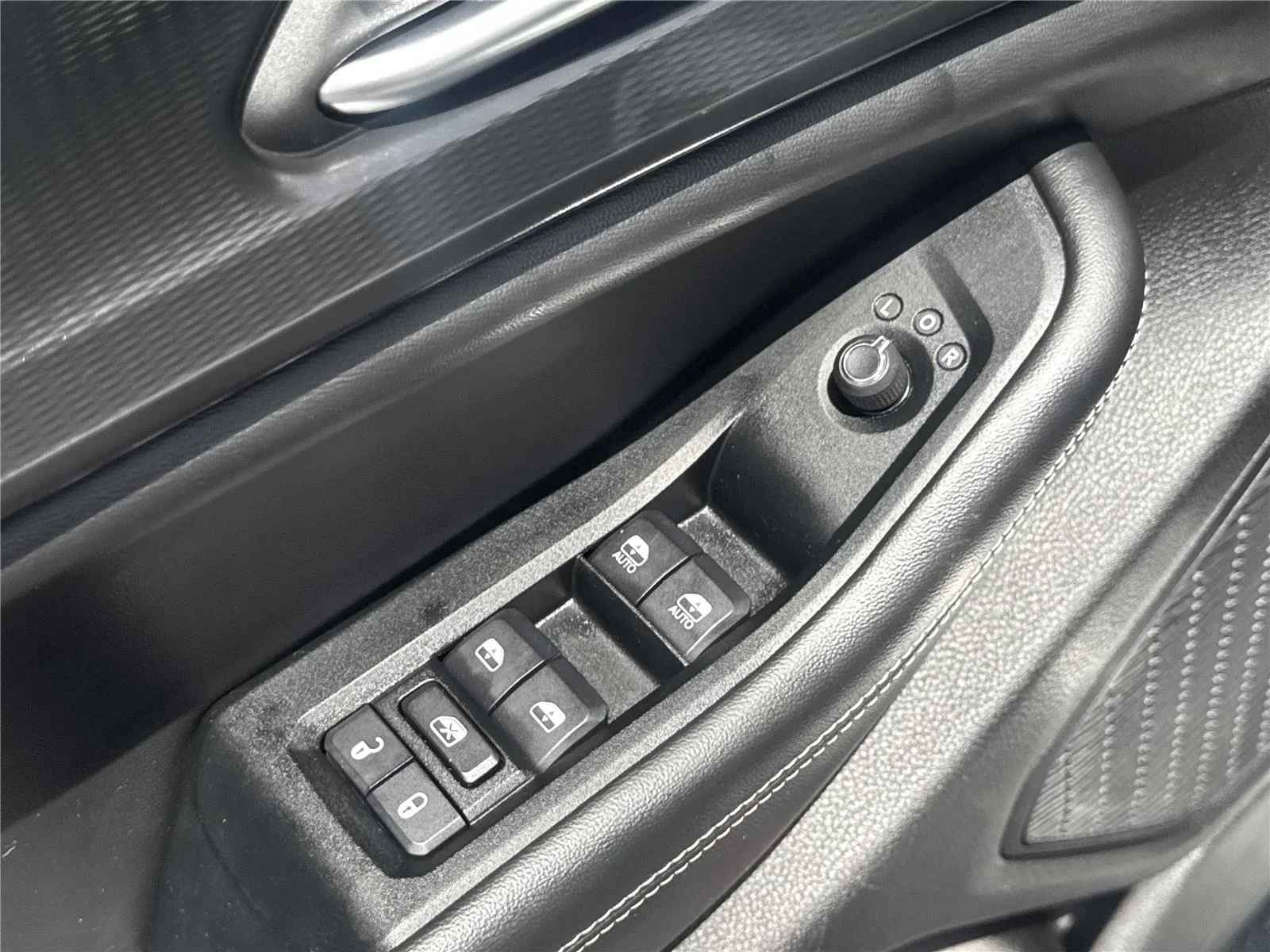 Used 2023 Bright White Clearcoat Jeep Altitude image 18