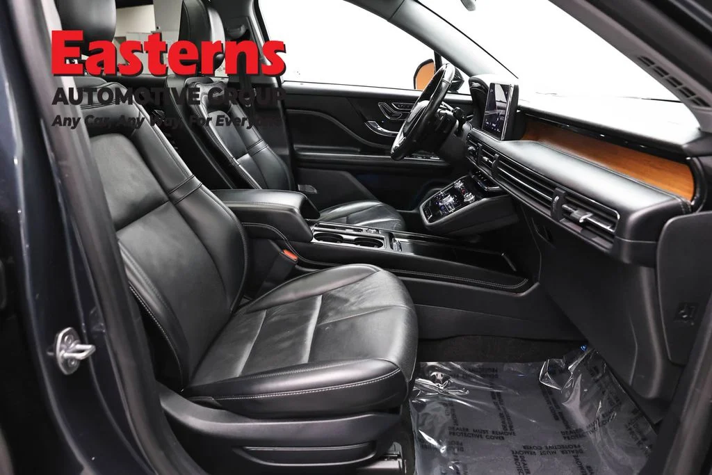 Used 2021 Blue Lincoln Reserve image 26