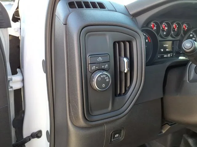 Used 2025 Summit White Chevrolet WT image 15