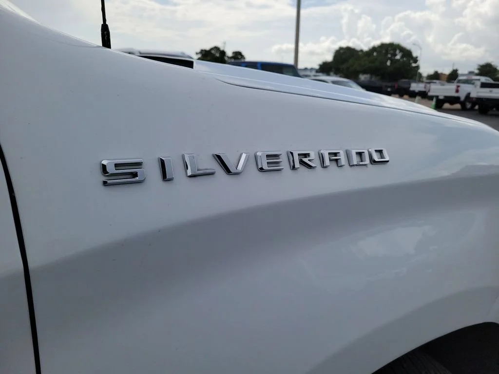 Certified Used 2022 Summit White Chevrolet Custom image 30
