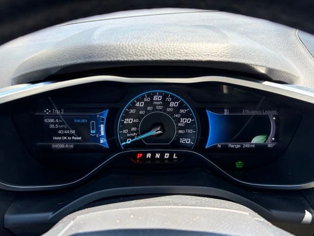 Used 2016 Silver Ford SE image 18