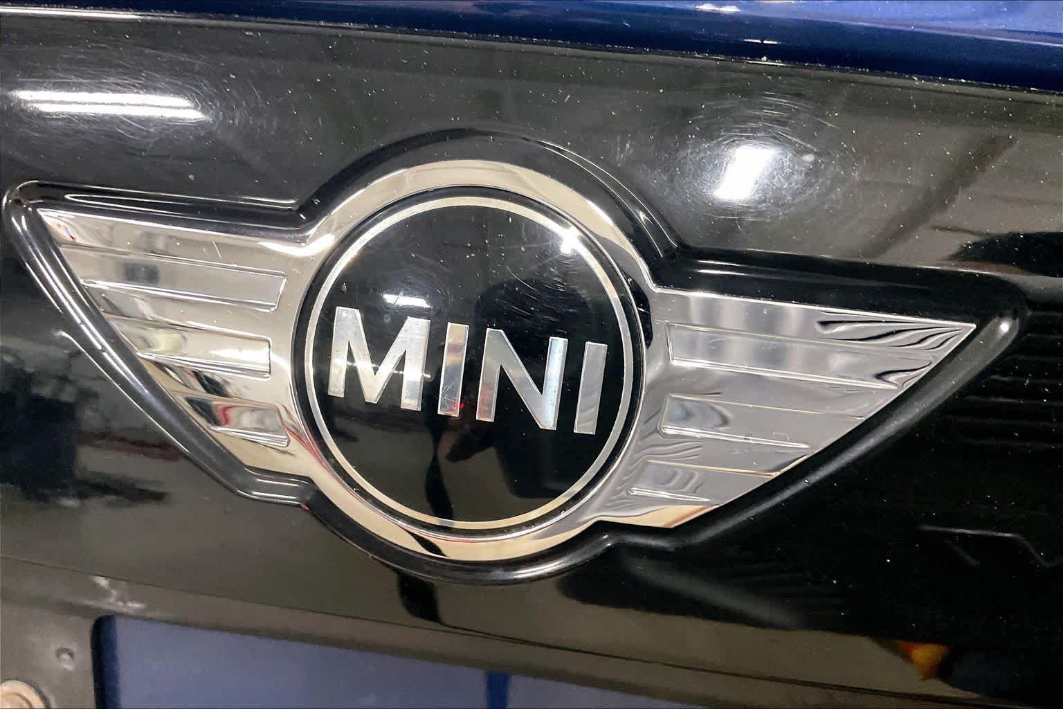 Used 2017 Deep Blue Metallic MINI Cooper image 29