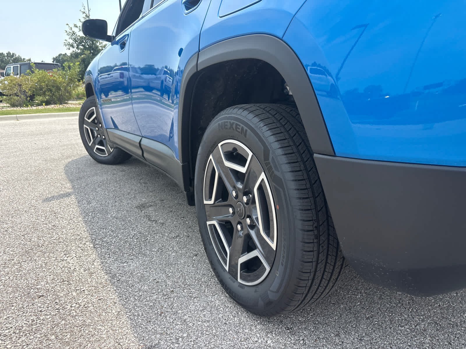 New 2026 Hydro Blue Pearlcoat Jeep Limited image 7