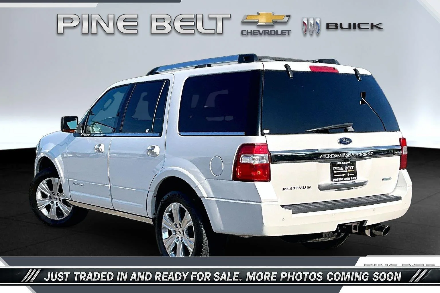 Used 2016 White Platinum Metallic Tri-coat Ford Platinum image 2