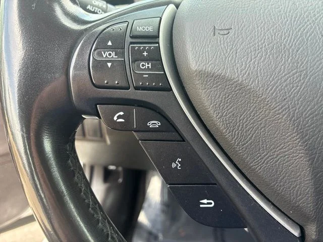 Certified Used 2019 Platinum White Pearl Acura Base image 25