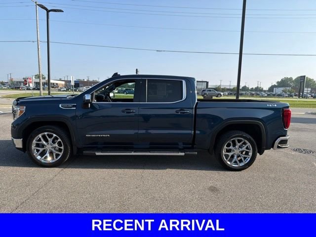 Used 2019 Blue GMC SLE image 9