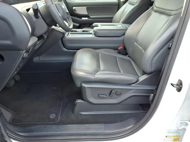 Used 2025 White Ford Active image 14
