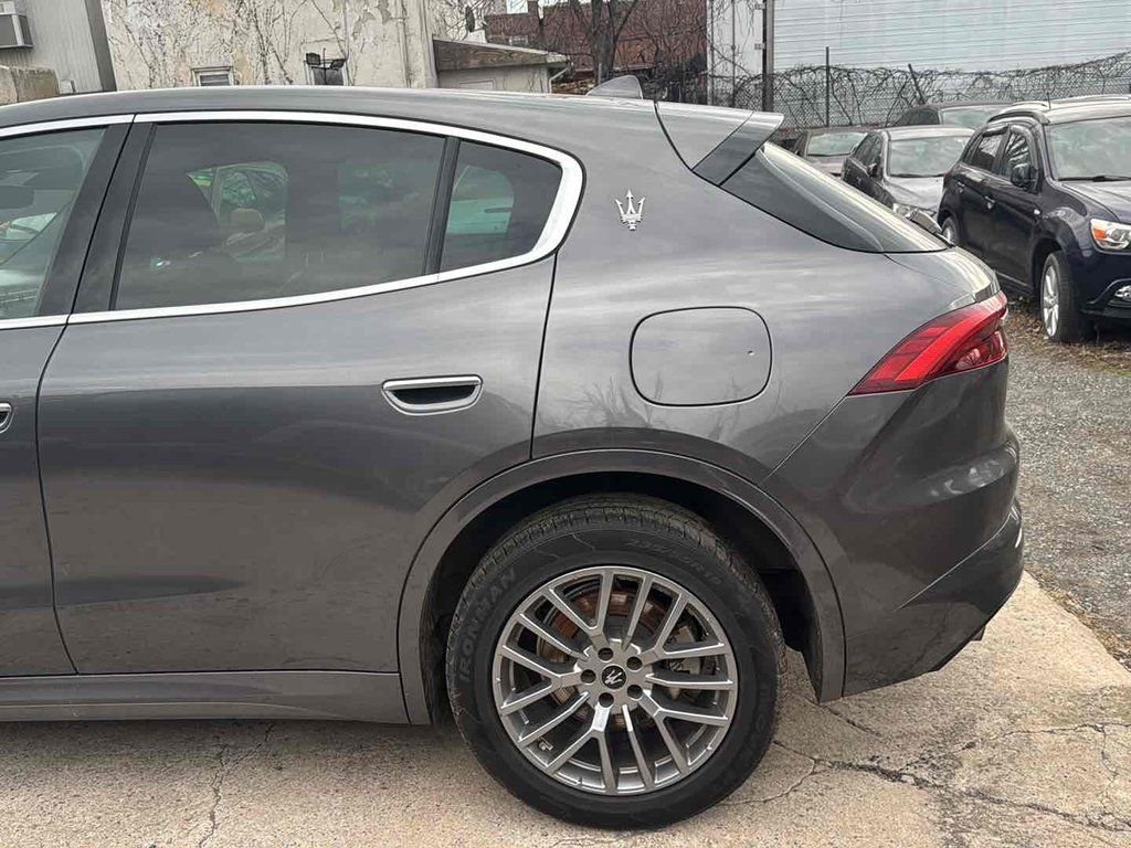Used 2023 Gray Maserati GT image 7
