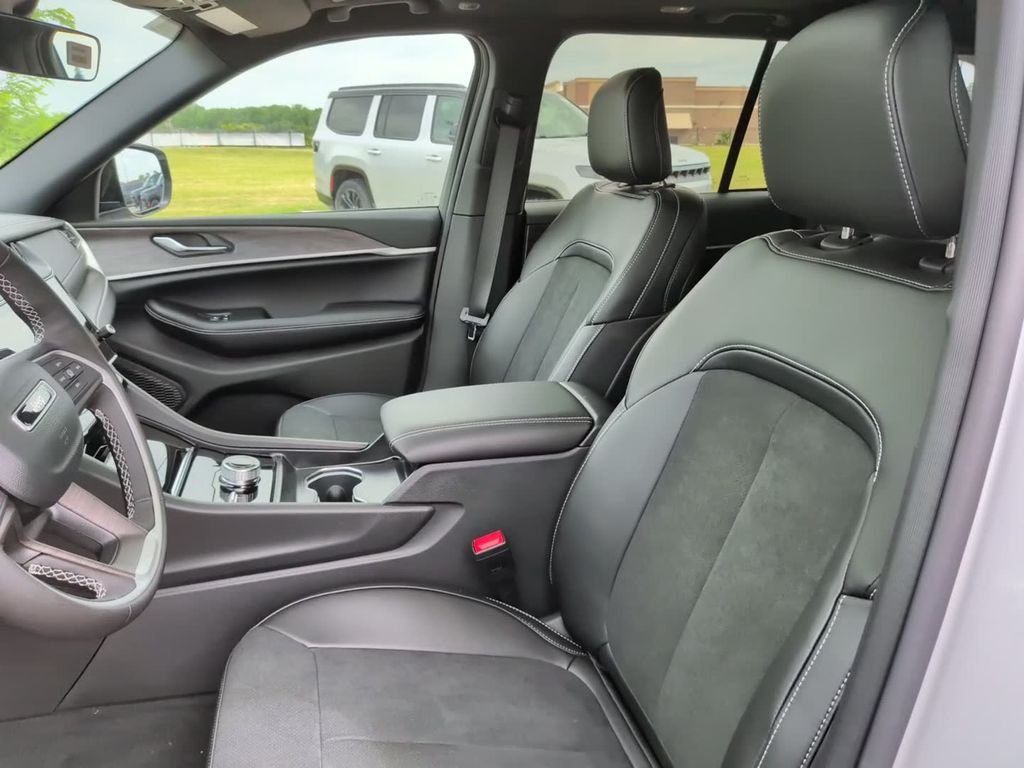 New 2026 Silver Jeep Altitude image 20