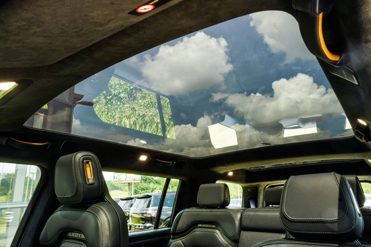 Used 2024 Gray Rivian Adventure image 39