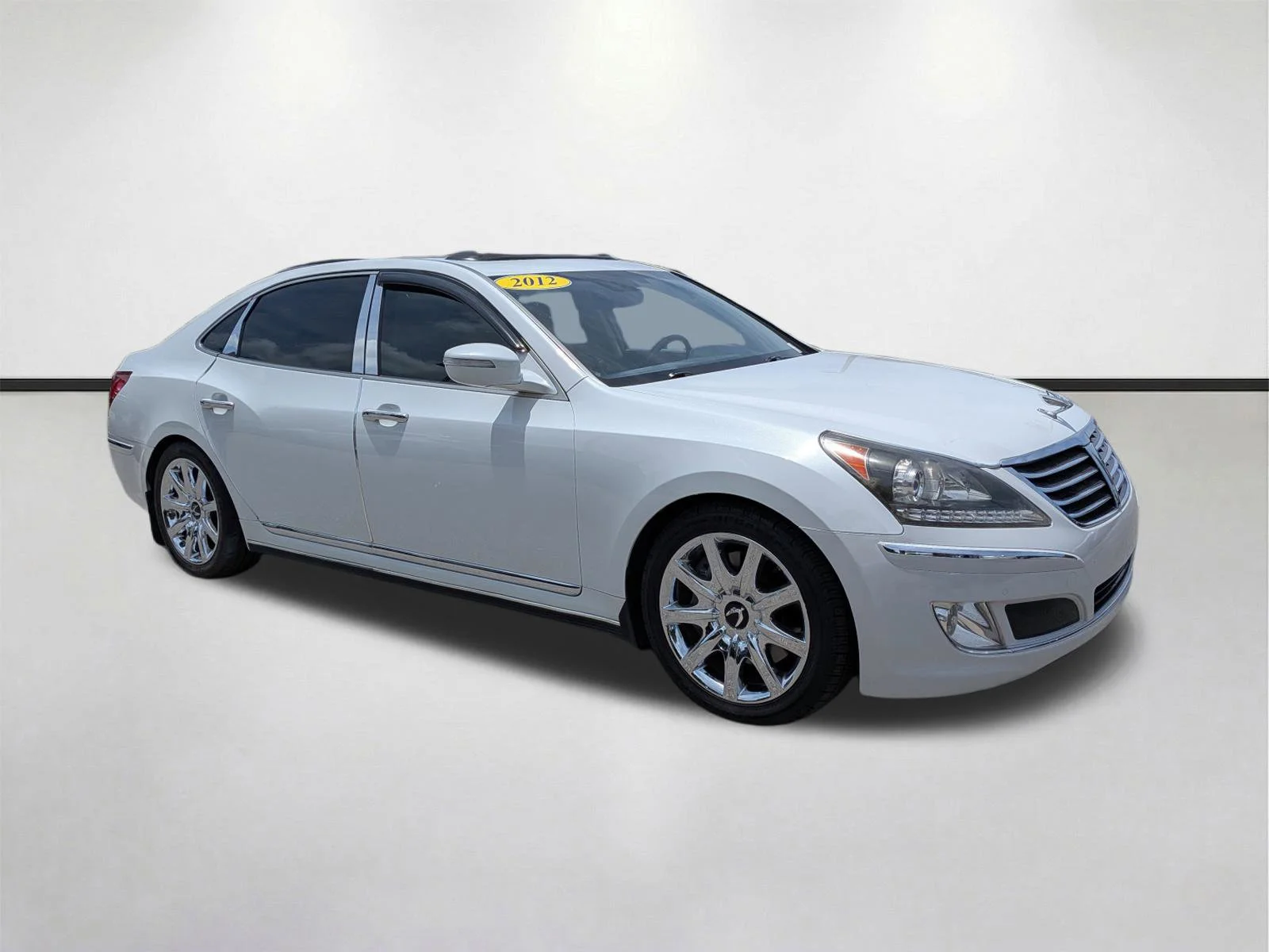 2012 Hyundai Equus Signature's photo
