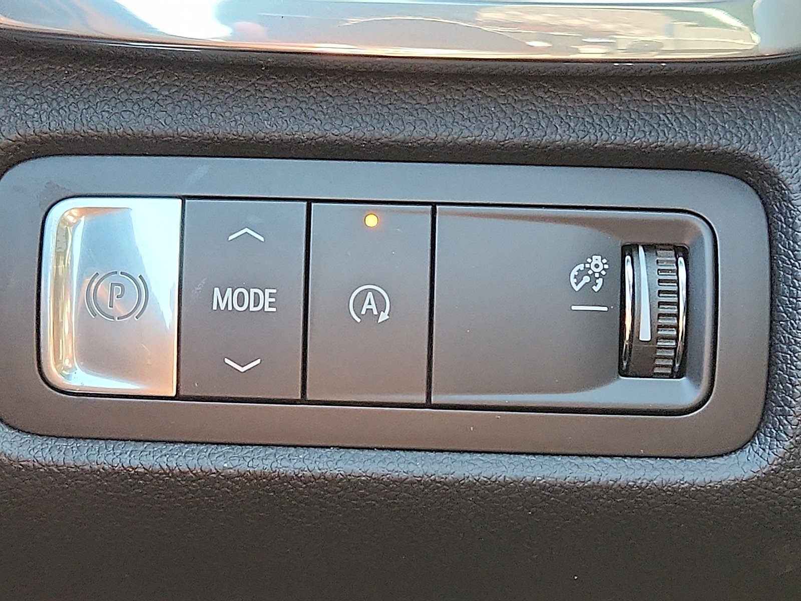 2025 GMC Acadia Elevation - Photo 18