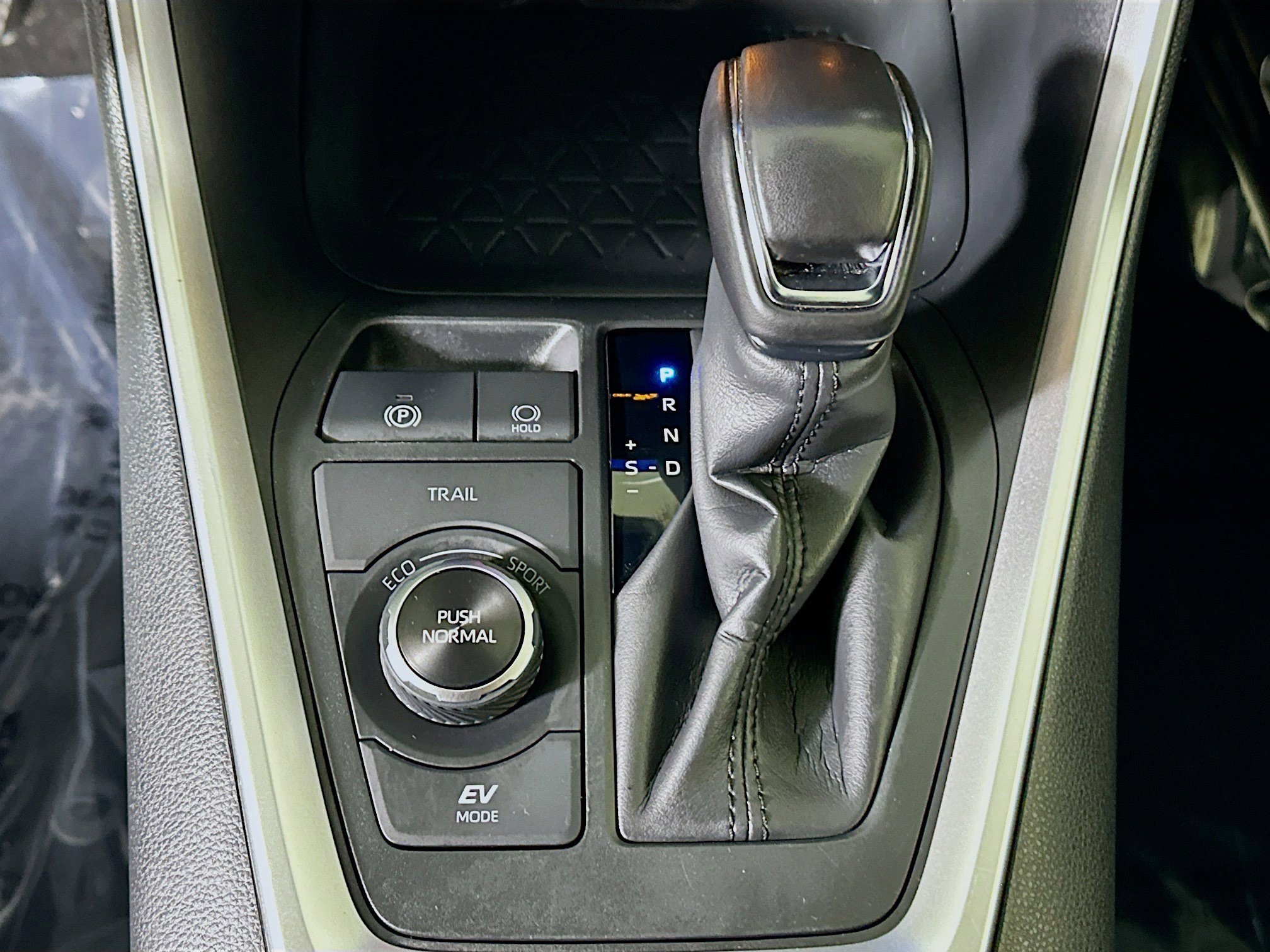 Used 2025 Magnetic Gray Metallic Toyota Hybrid SE image 21