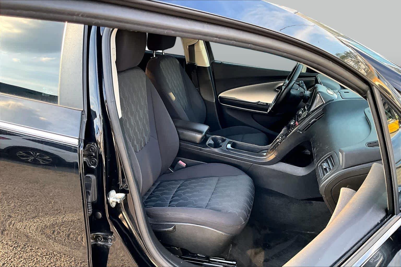 Used 2014 Black Chevrolet  image 9