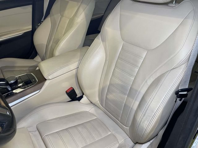 Used 2019 Blue BMW 330i xDrive image 5