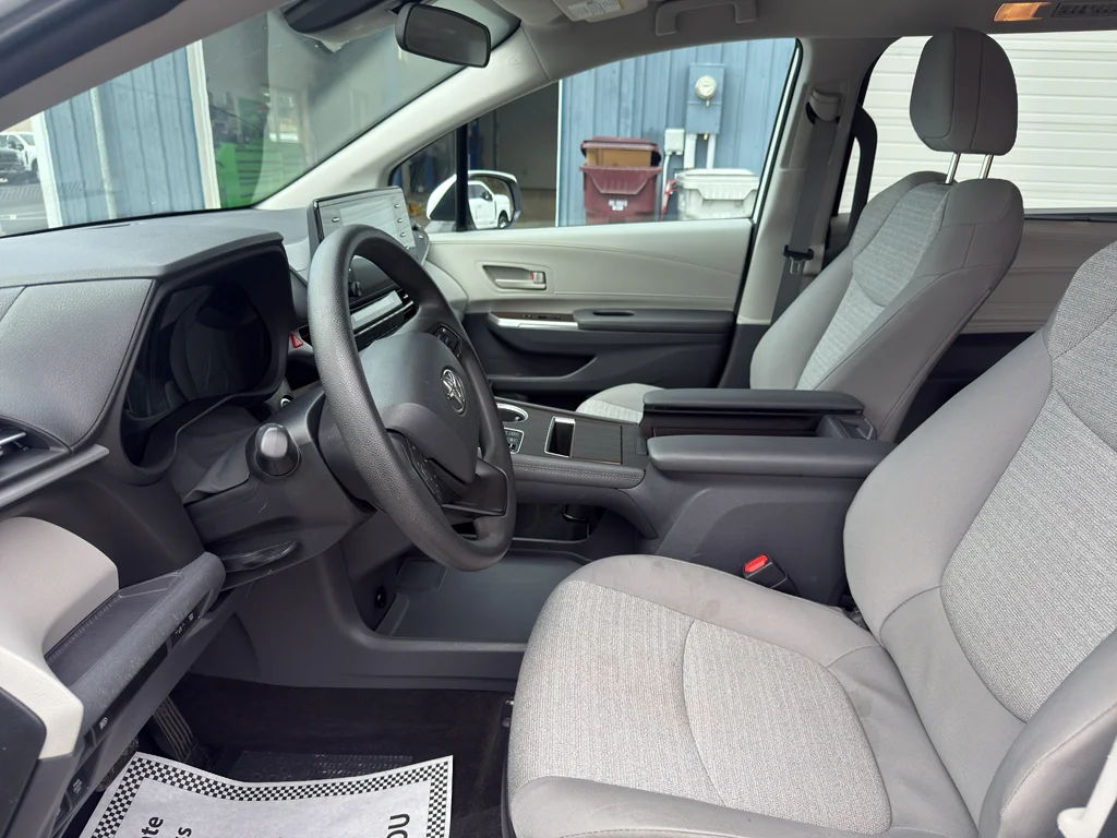 Used 2024 Ice Toyota LE image 15