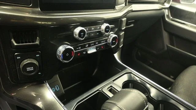 Used 2023 Red Ford XLT image 18