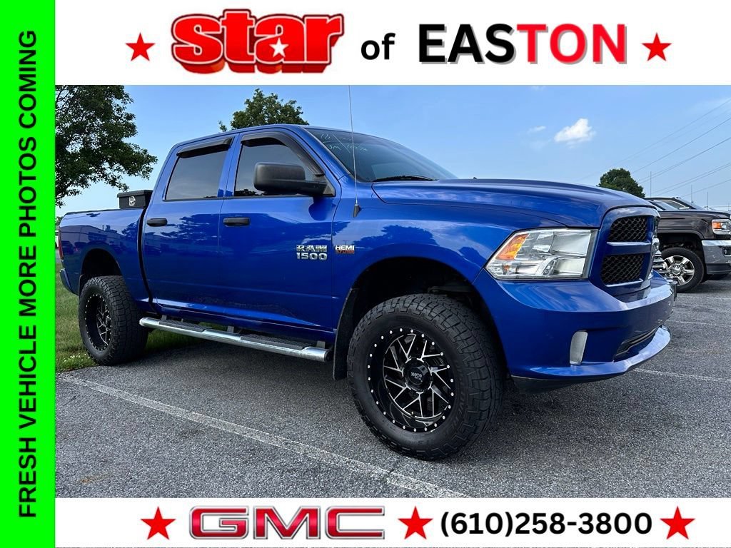 2016 RAM 1500 Express 4x4 Crew Cab 5'7" (Fleet)'s photo