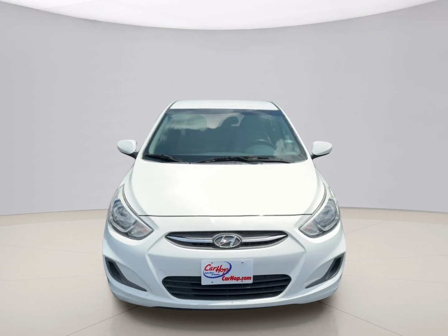 Used 2016 White Hyundai SE image 8